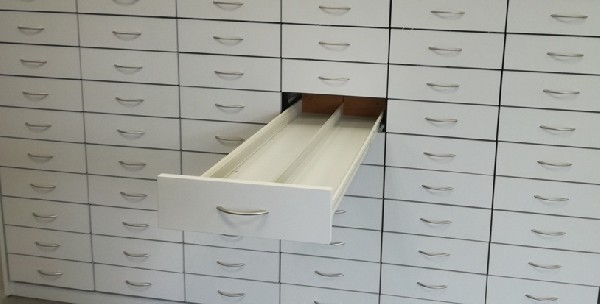 Meble Apteczne-magazynowe Szuflady Głębokiego Sprzedam Używane 3